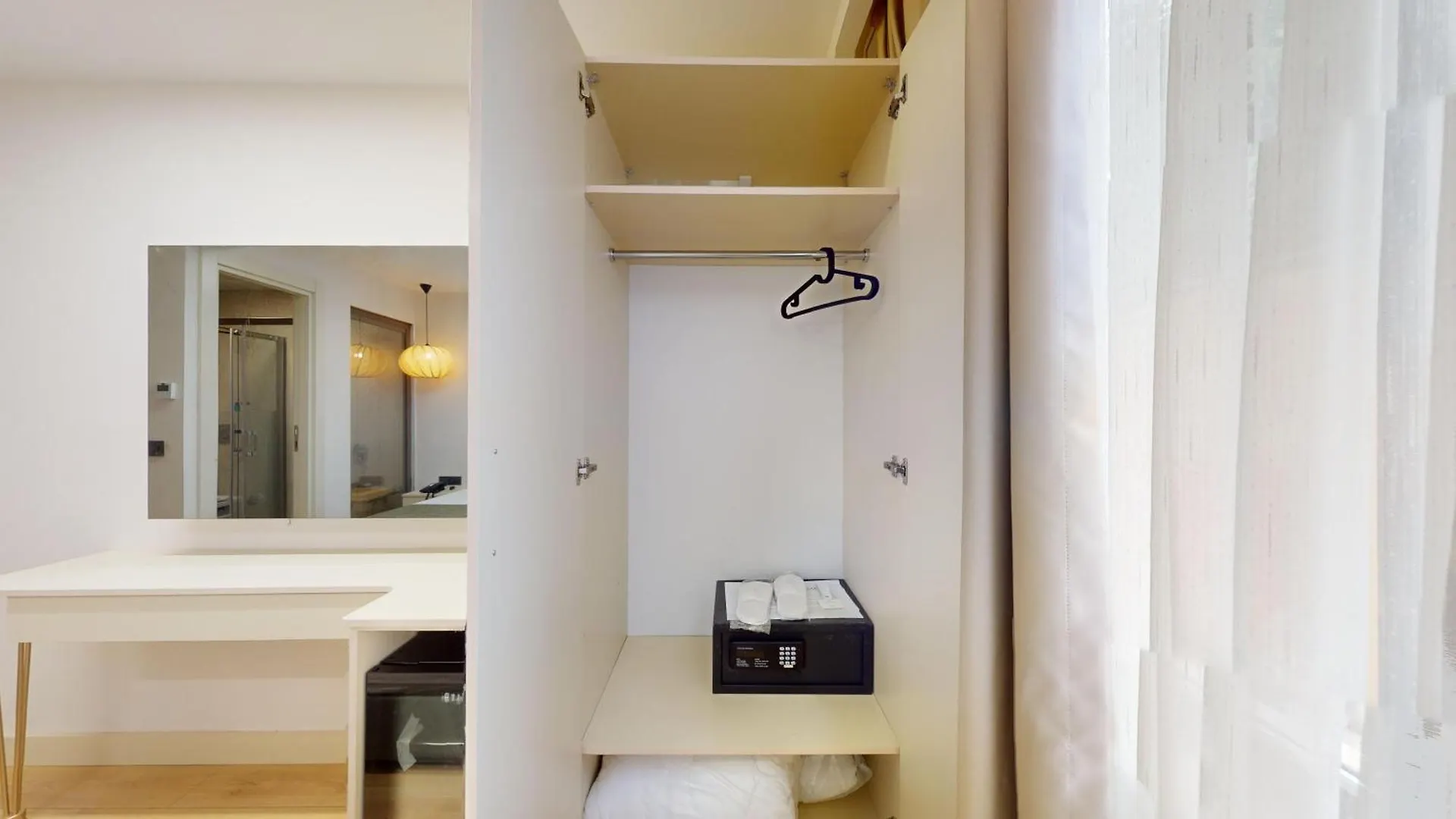 Hotel Bohema 安塔利亚