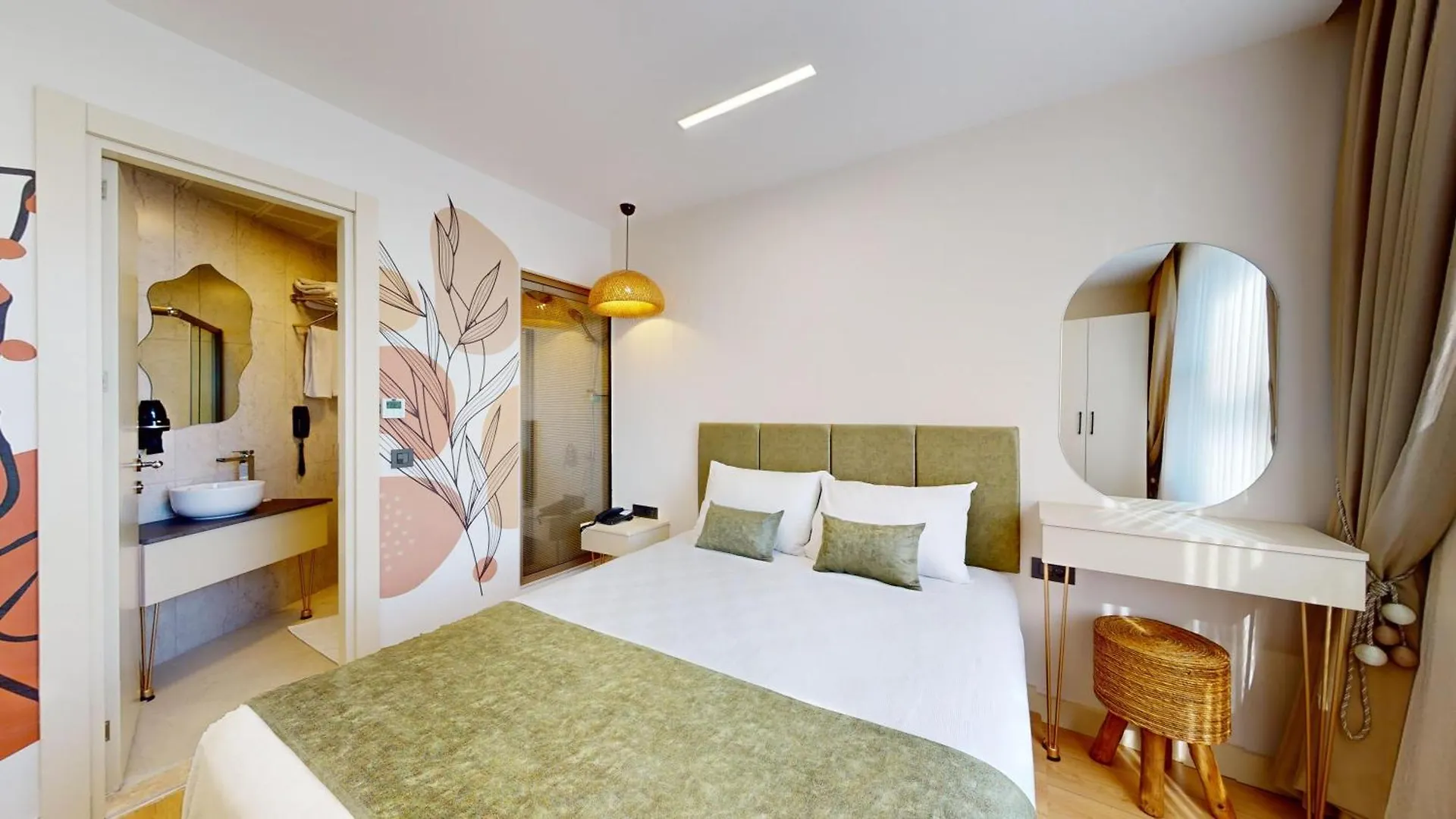 Hotel Bohema 安塔利亚